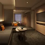 Premium Apart Monday Kyoto Gojo